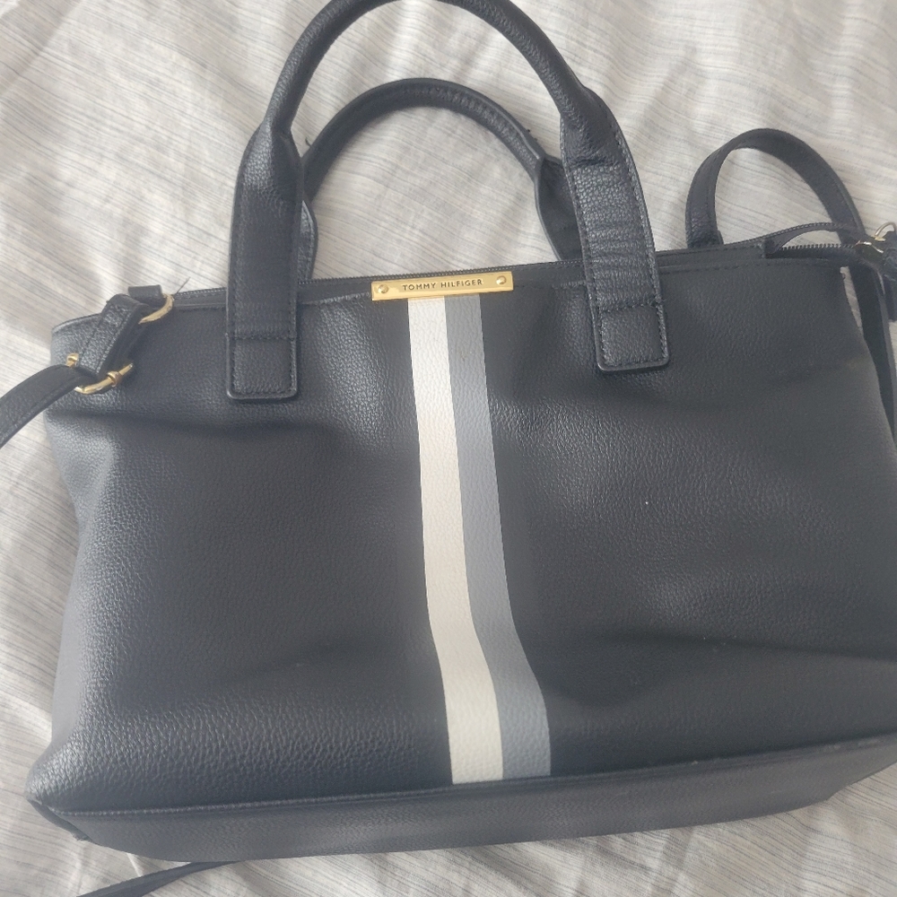Tommy Hillfiger /black and white bag